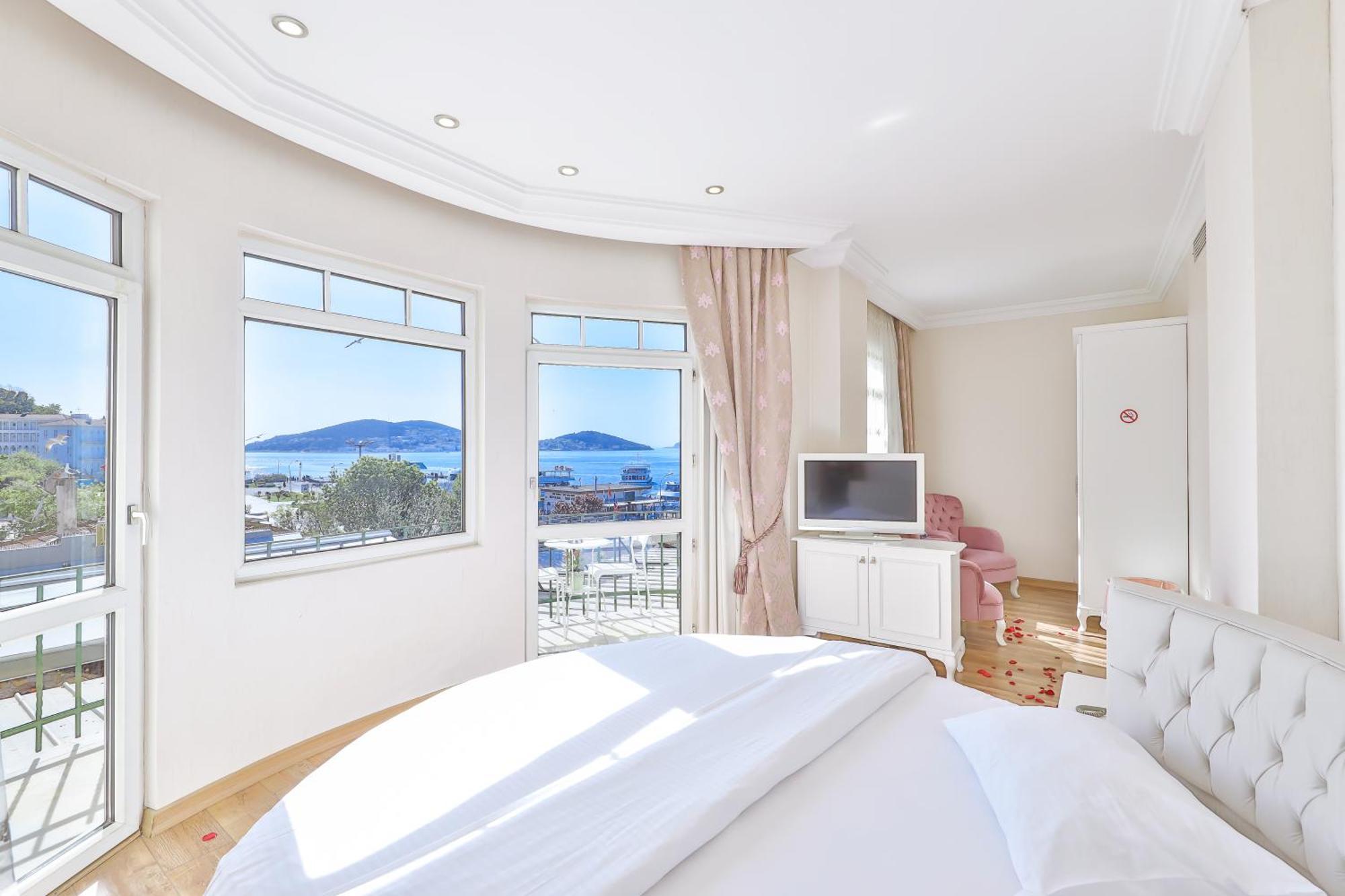 Buyukada Princess Hotel Адалар Екстер'єр фото