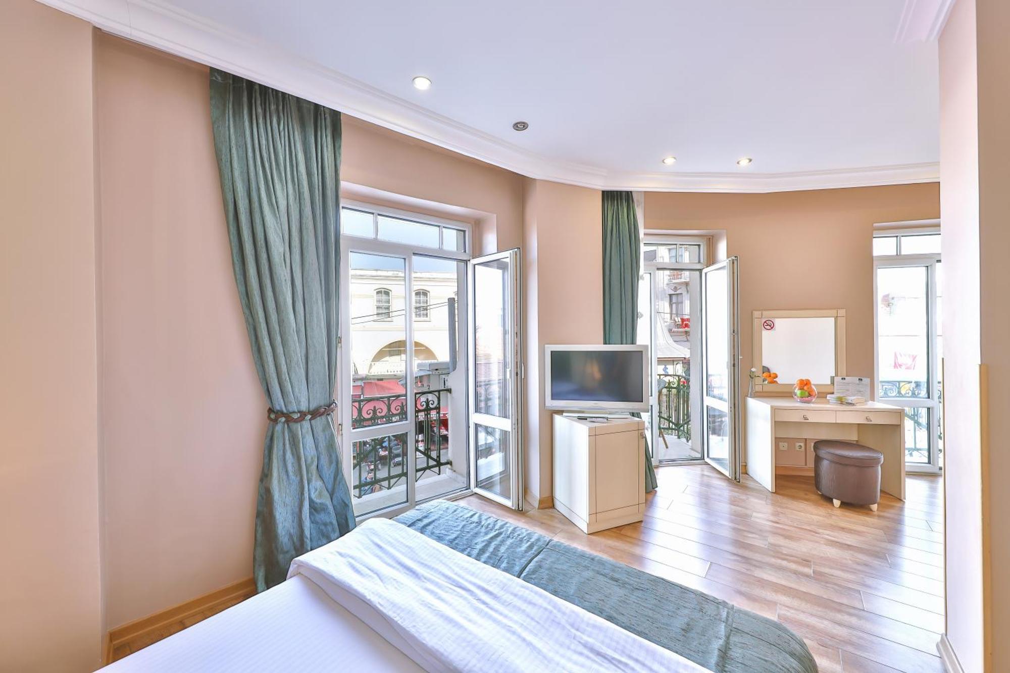 Buyukada Princess Hotel Адалар Екстер'єр фото