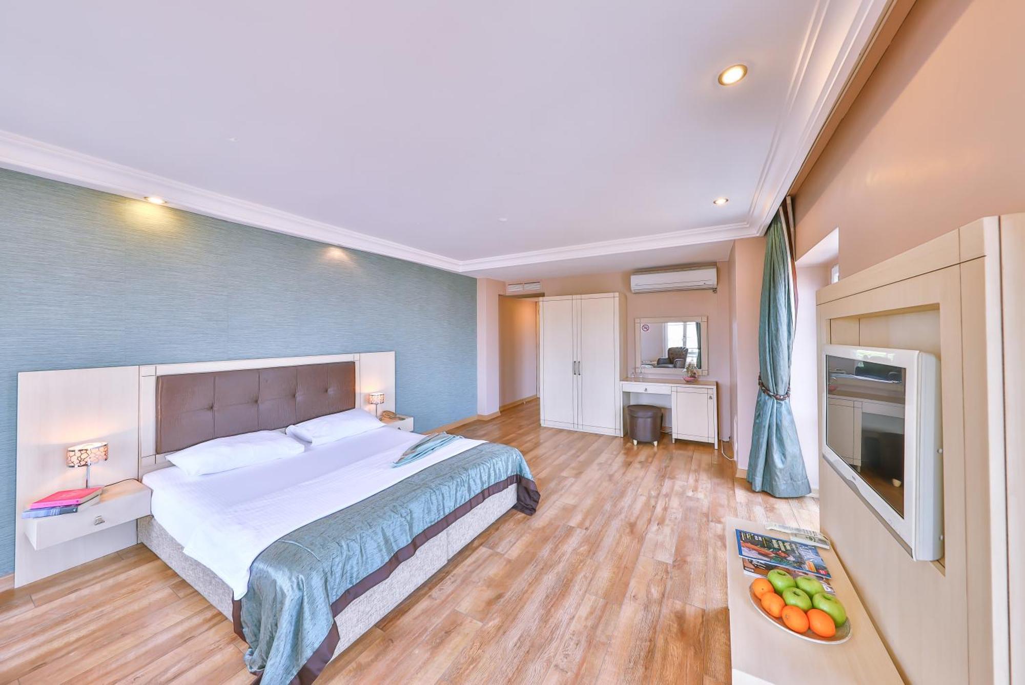 Buyukada Princess Hotel Адалар Екстер'єр фото